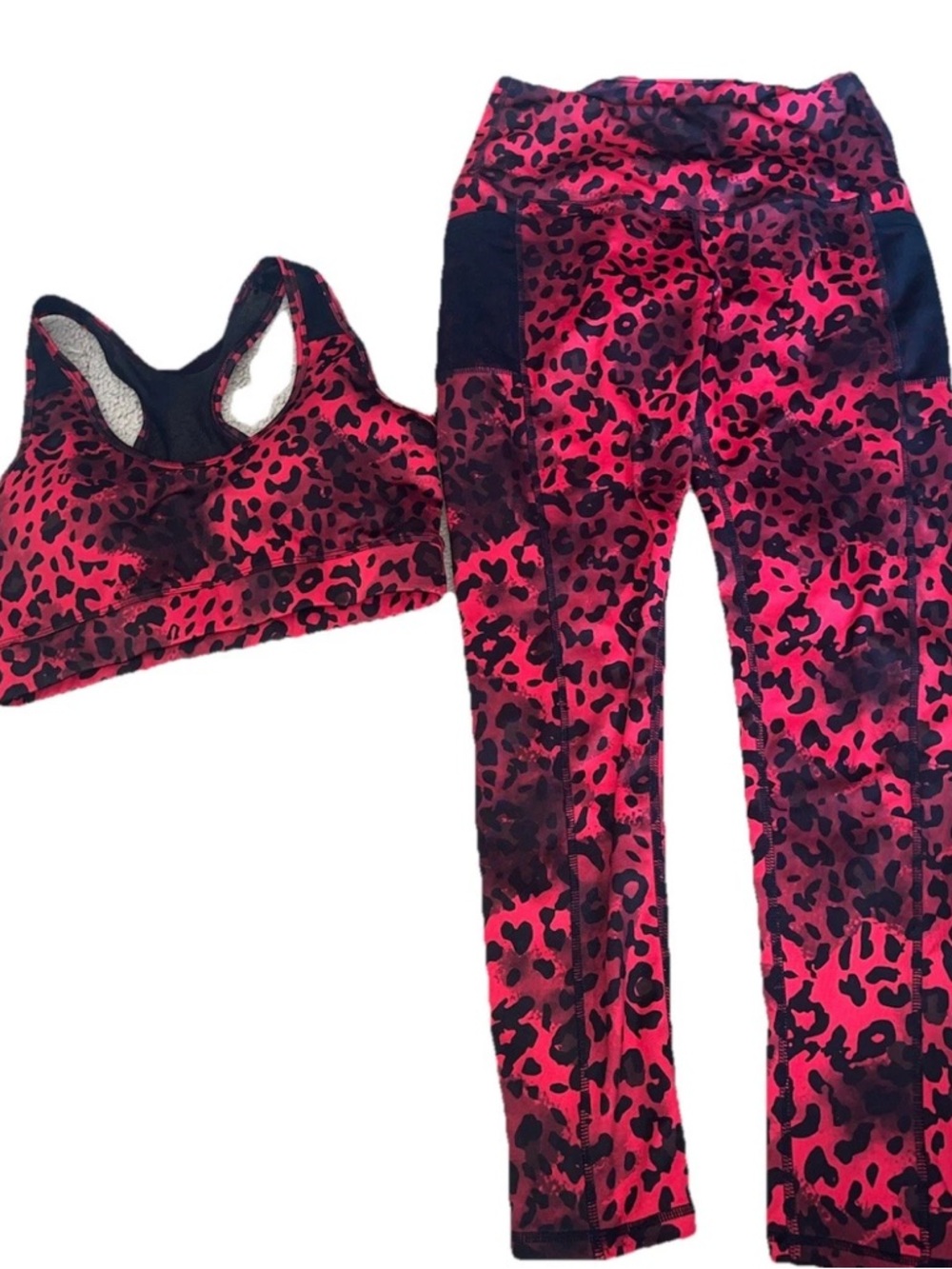 Red & Black Leopard Print Active Set - Sports Bra + Leggings